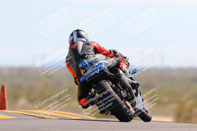 media/Oct-09-2022-SoCal Trackdays (Sun) [[95640aeeb6]]/Turn 9 Backside (120pm)/